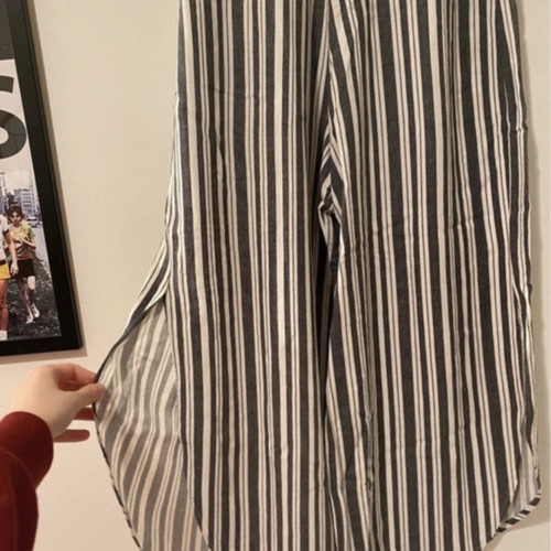 Pull & Bear high-waisted striped culottes, black and white