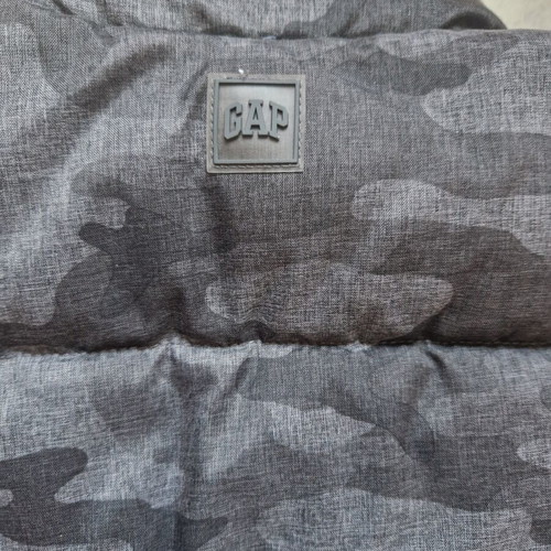 Gap puffer vest like new, size 104 cm, black and gray