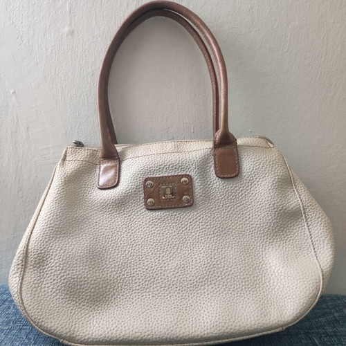 Sales~Kem shoulder bag in beige/cream shade
