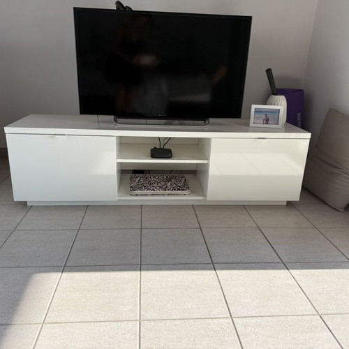 IKEA TV stand glossy, like new, 160x42x45 cm