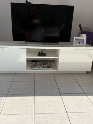 IKEA TV stand glossy, like new, 160x42x45 cm