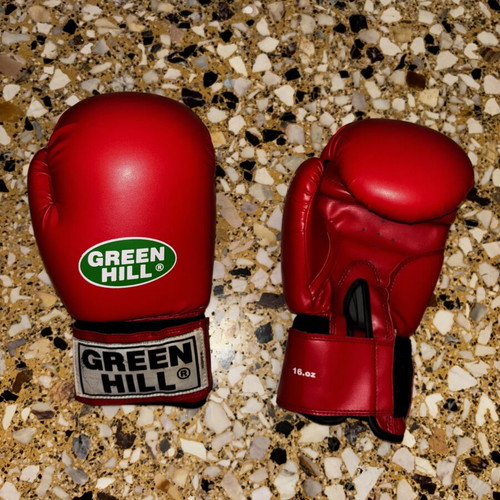 Green Hill boxing gloves like new