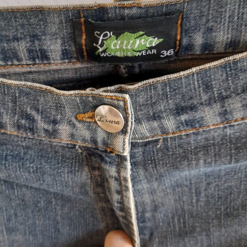 Jeans woman embroidered like new, size 36