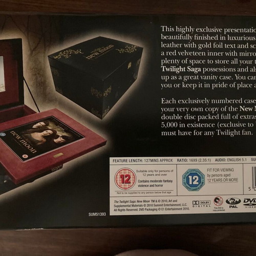Twilight New Moon Special Edition DVD case like new