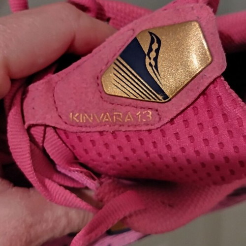 Saucony Kinvara 13 running shoes used, size 44.5, white and pink