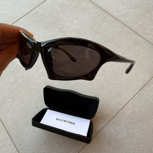 Balenciaga sunglasses brand new, black
