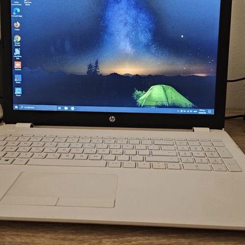 Laptop HP 15.6" bw019nv like new, AMD A10-9620P, 6GB RAM, 500GB SSD