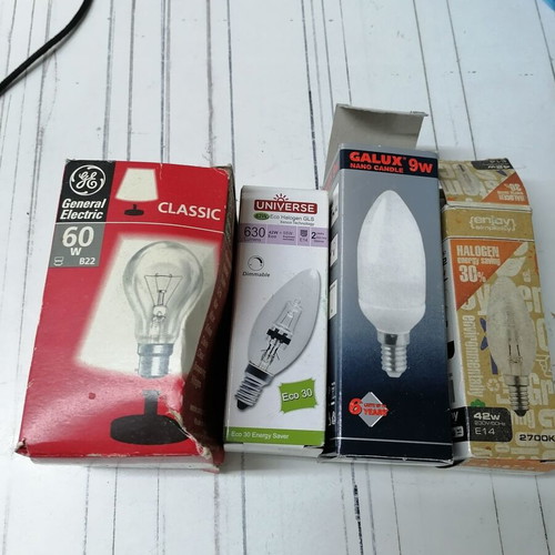 Light bulbs new, pack of 9