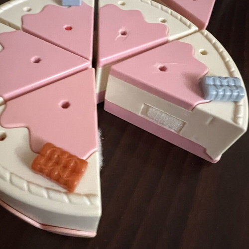 Cake toy like new without top accessories