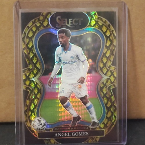 Angel Gomes Gold Dragon Scale Panini Select 2025-26 card like new