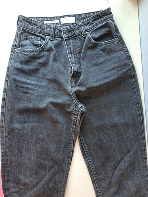 Black high-waisted Bershka jeans like new