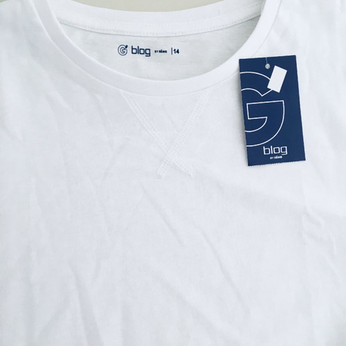 White t-shirt new, size S