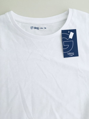 White t-shirt new, size S