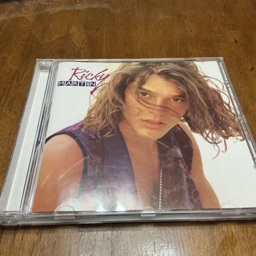 Ricky Martin CD 1991 like new, Latin