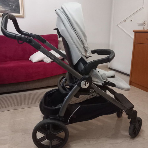 Peg Perego stroller with Kikkaboo car seat used, includes accessories
