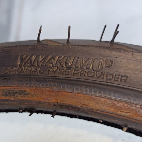Yamakumo tire like new, 60/70-17 low profile for moped