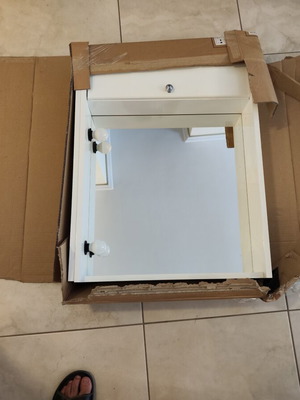 White bathroom mirror with cabinet and 2 lights like new