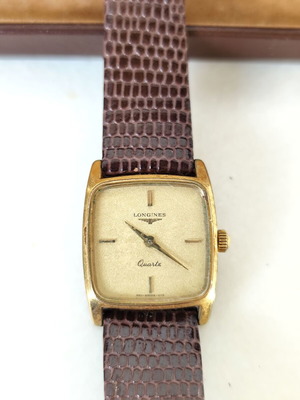 Longines Quartz model 6118 women's vintage watch like new with leather strap