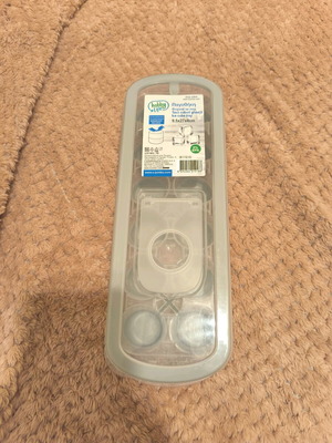 Kitchen items set used, 4 plastic pieces