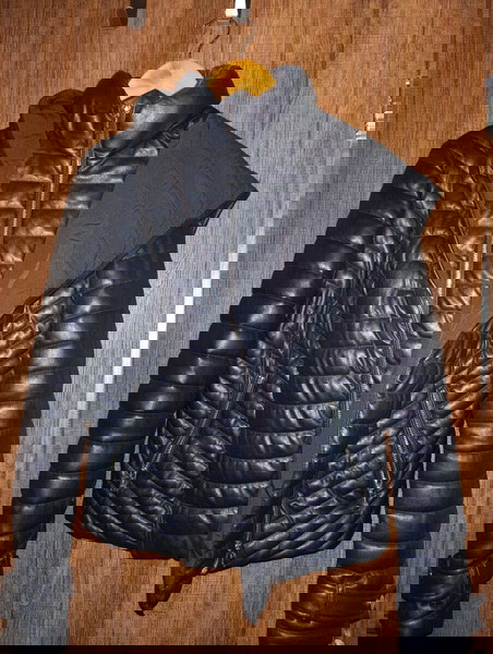 Μπουφάν guess