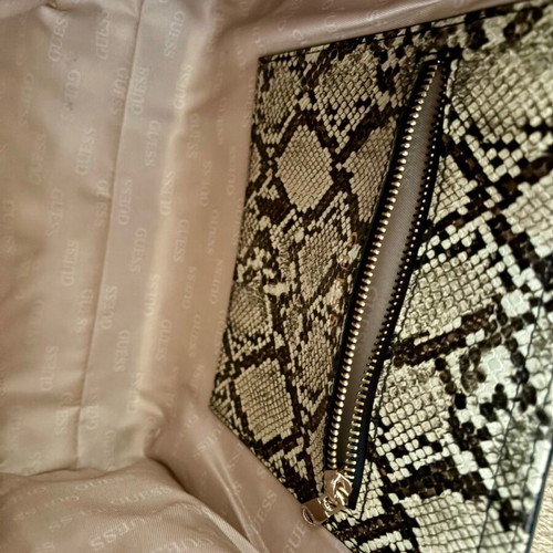 Guess handbag new, black and beige
