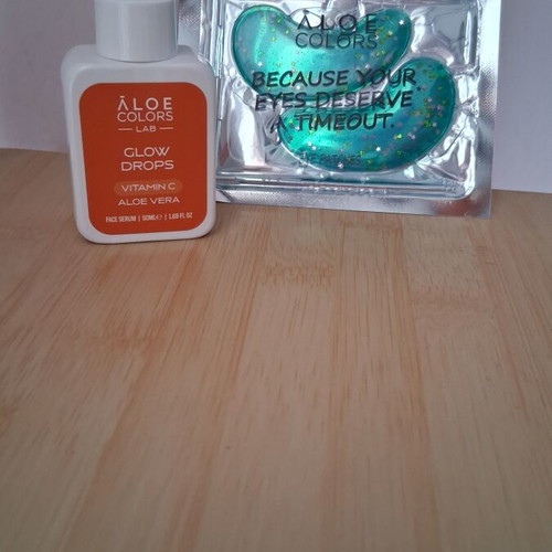 Aloe Colors face serum with vitamin C and hyaluronic acid 50 ml, new