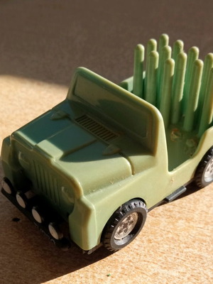 Jeep sharpener used vintage collectible