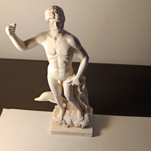 Poseidon statue like new flawless