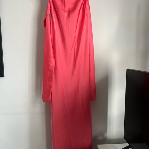 Iridescent pink dress like new, one size, strapless with ties