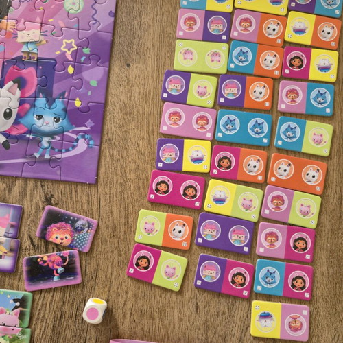 Gabby's Dollhouse board game set like new (+puzzle)