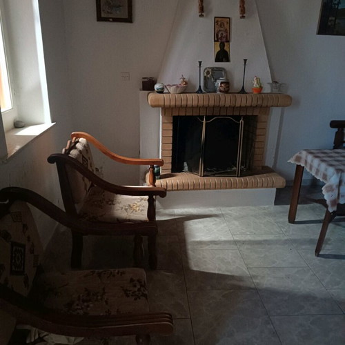 Detached house in Mandamados with 2 floors and large terrace