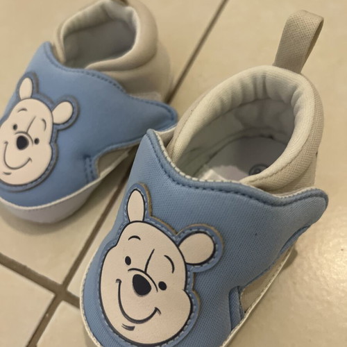 KEDS baby shoes size 19, new with tags