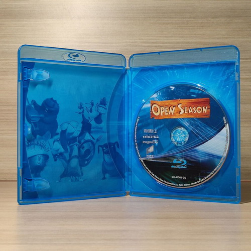 Open Season Blu-Ray used, dubbed with Greek subtitles