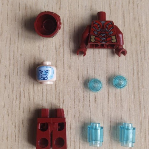 Lego Super Heroes Avengers Iron Man Minifigure like new