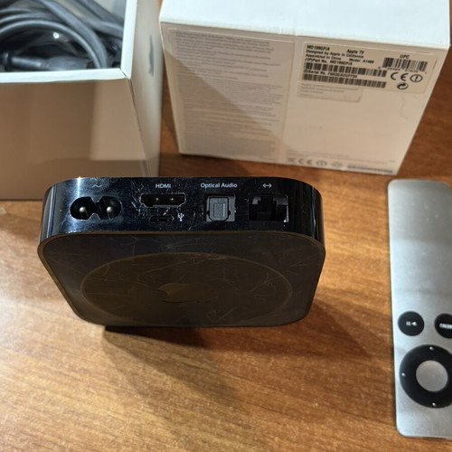 Apple TV 3rd Generation streaming device like new