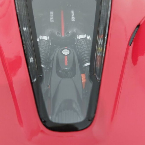 La Ferrari 1:18 Bburago Signature Series diecast model