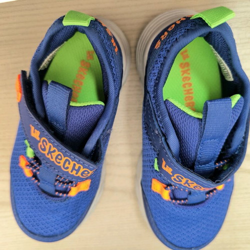 Skechers kids athletic shoes size 23 like new, blue orange