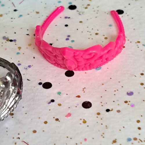 Barbie and other dolls crowns and swan lot