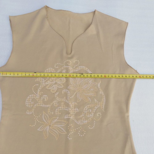 Vintage sleeveless beige top like new, size M