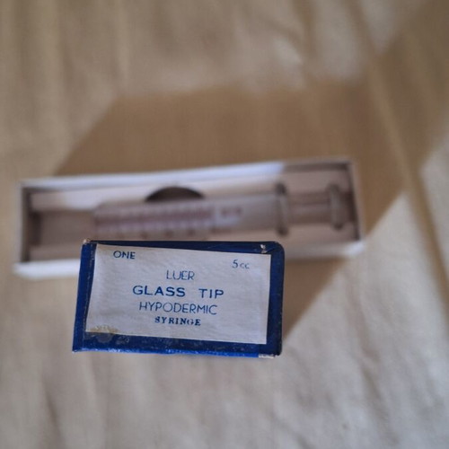 Ideal glass syringe 5 cc unused, collectible 1950s