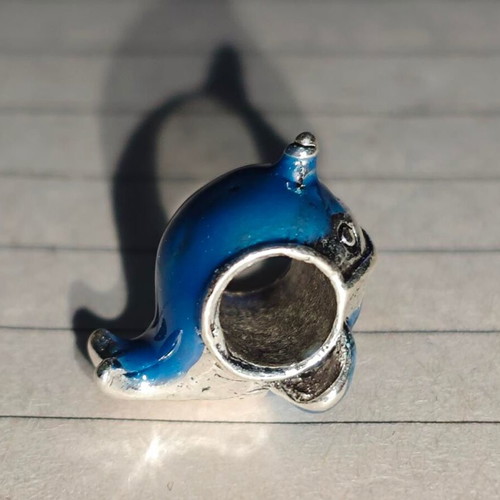 Silver charm whale orca with blue enamel like new