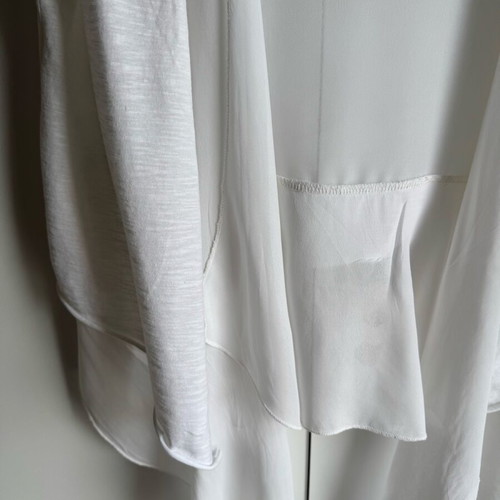 Please cardigan with asymmetries size S like new, white