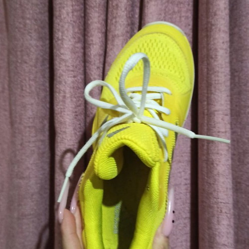 Adidas athletic shoes used, size 38 2/3, neon yellow