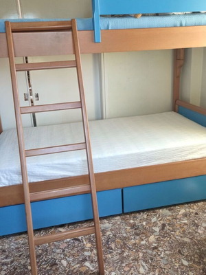Bunk bed with storage like new, two single beds 90x190