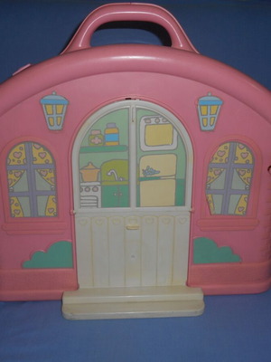 Nenuco Playhouse Suitcase used