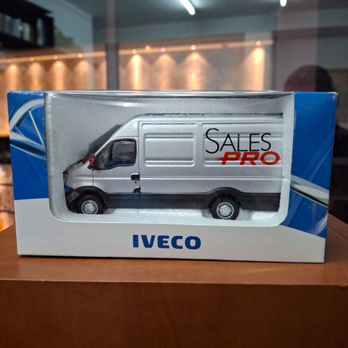 Iveco Van Daily ROS 1/43 new in box