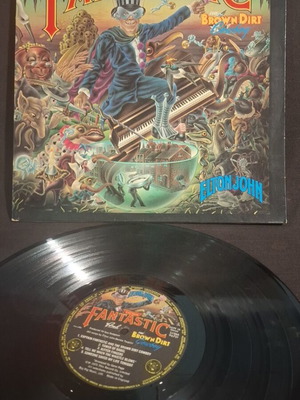Elton John Captain Fantastic vinyl record like new