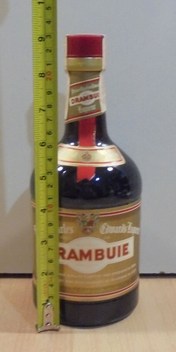 Drambuie liqueur old bottle sealed like… - € 50,00 - Vendora.cy