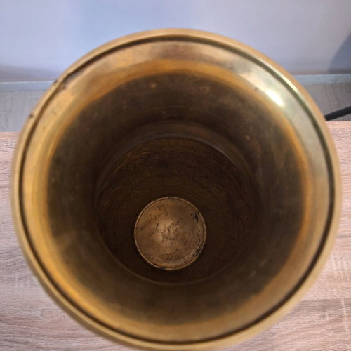 Bronze Giannina flower vase like new, gold carved vase