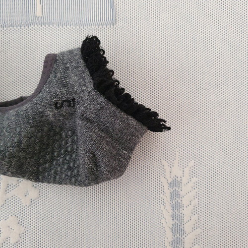 Toesox non-slip toe socks new, grey